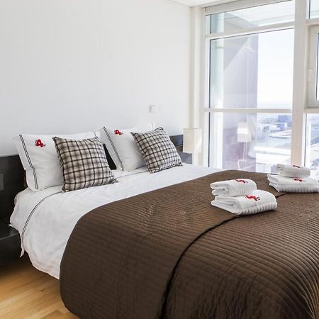 Rent4Rest Lisbon Parque Das Nacoes 17Th Floor River View Exteriör bild