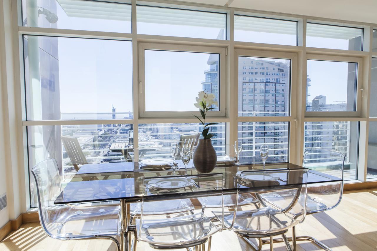 Rent4Rest Lisbon Parque Das Nacoes 17Th Floor River View Exteriör bild
