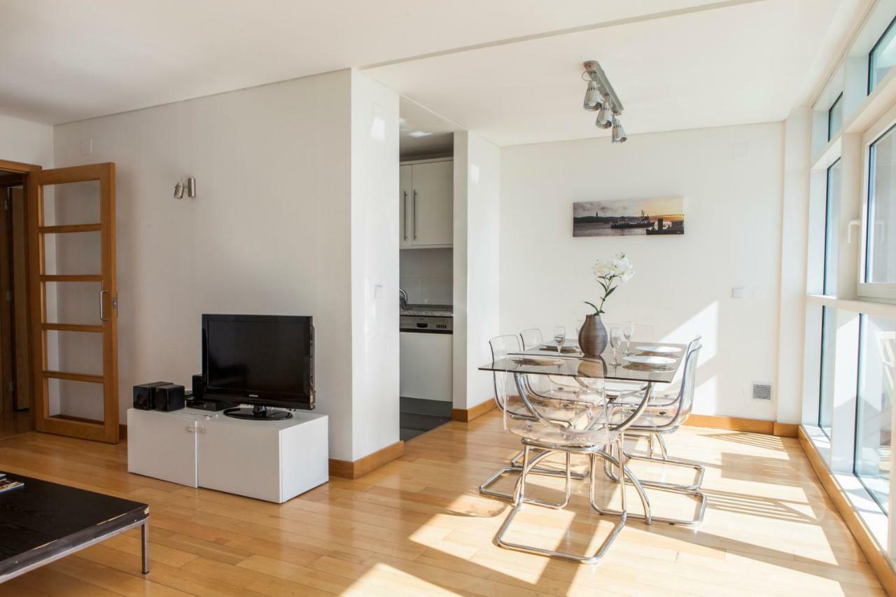 Rent4Rest Lisbon Parque Das Nacoes 17Th Floor River View Exteriör bild